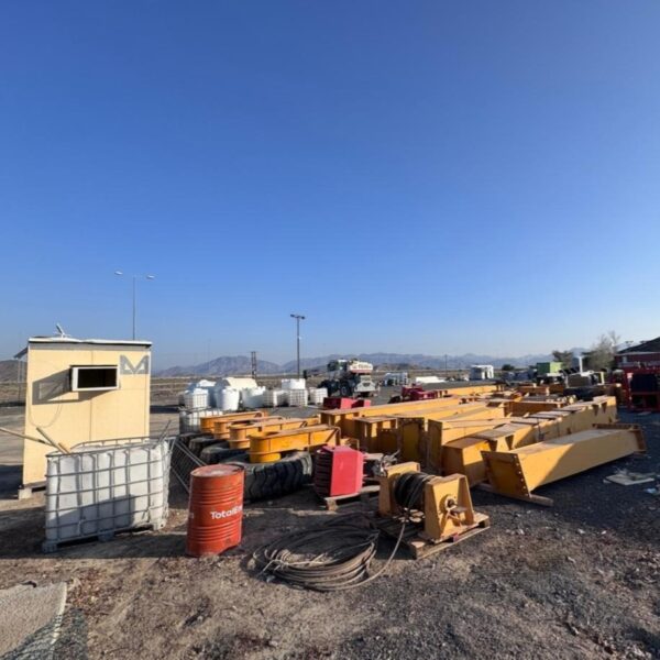 2 x MOBLE GANTRIES - Image 8
