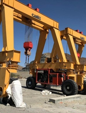 2 x MOBLE GANTRIES - Image 2