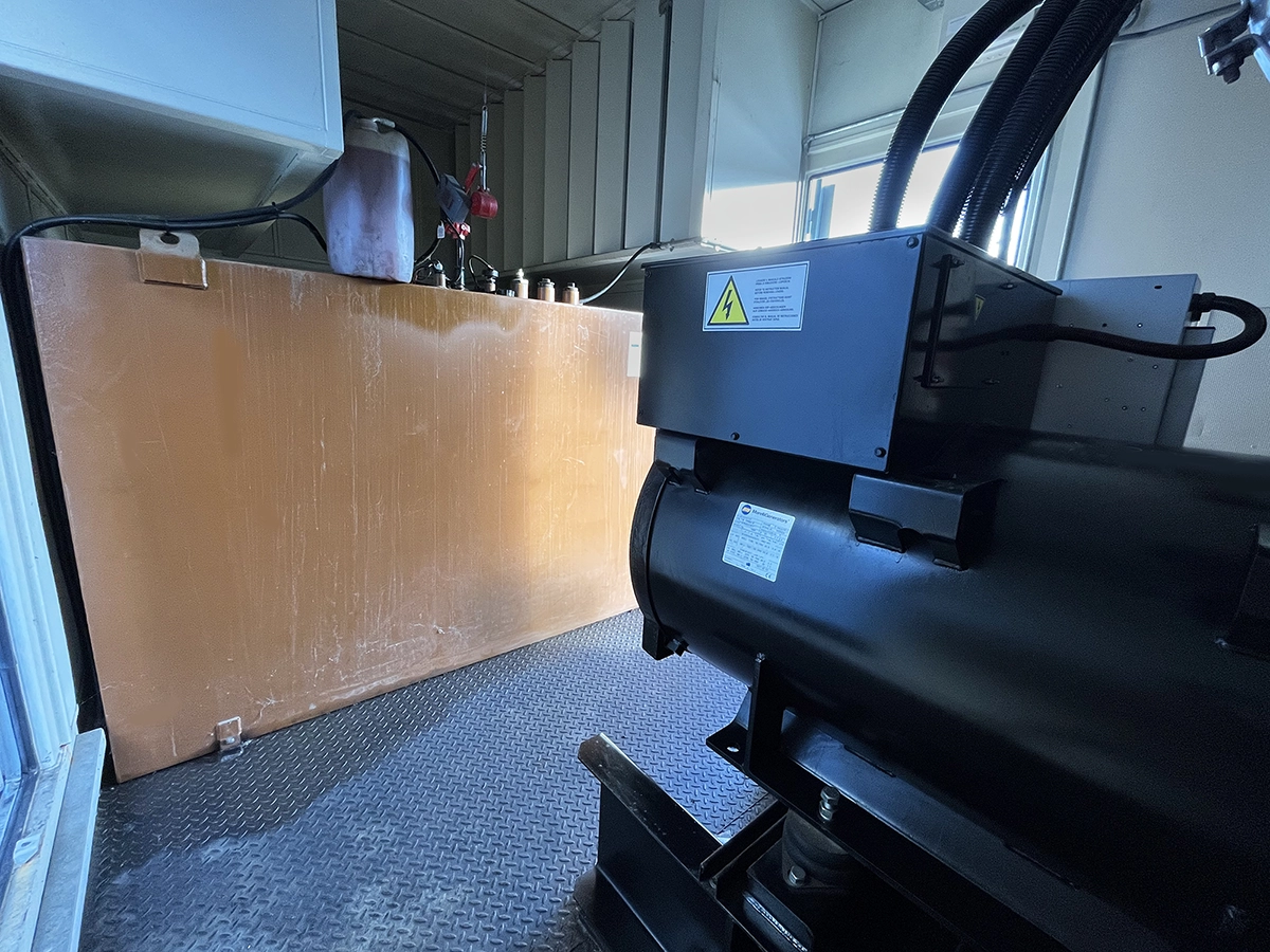 Used Perkins 880kVA 704kW Diesel Generator XP8509 - Image 9
