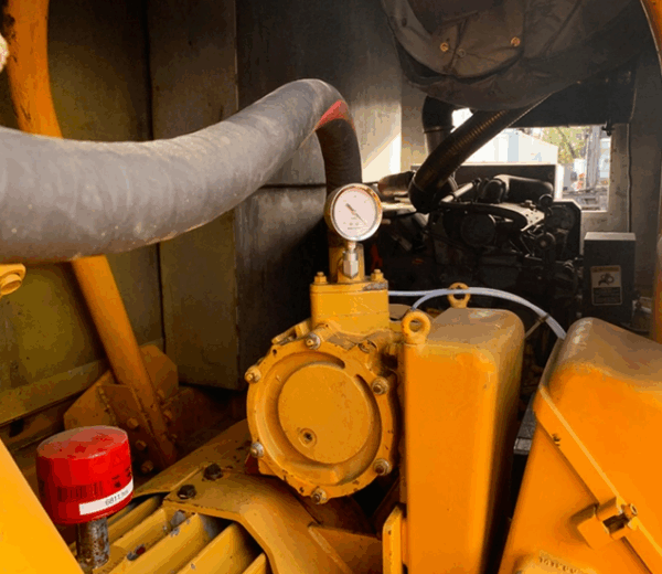 Used SPP XF300/418 12inch High Flow Pumps - Image 13