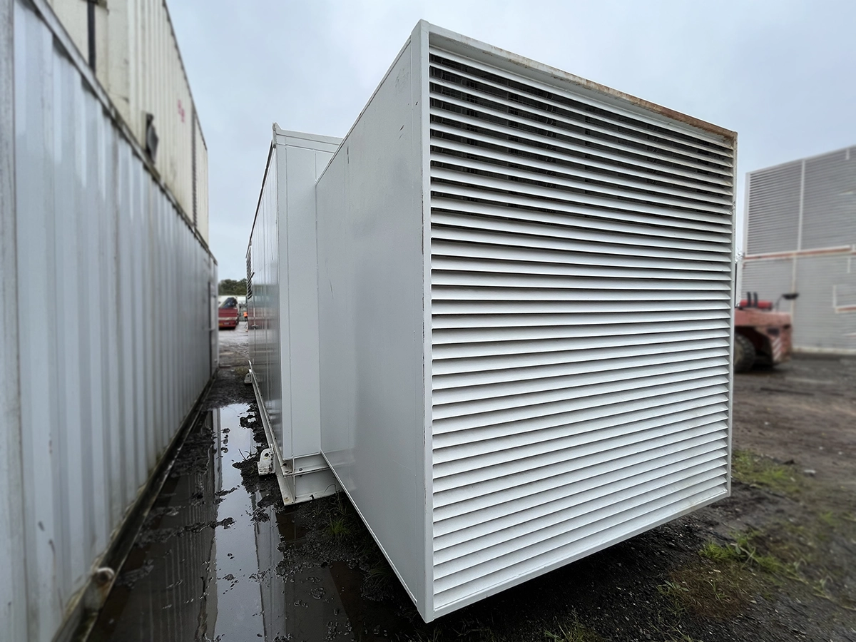 Used Perkins 880kVA 704kW Diesel Generator XP8509 - Image 4