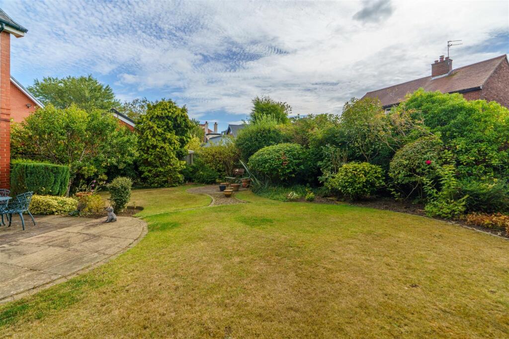 Bloomsbury Court, Gosforth, NE3 - Image 2