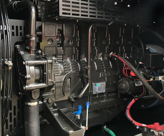 Used SDMO Doosan 330kVA 264kW Diesel Generator XP30040 - Image 7