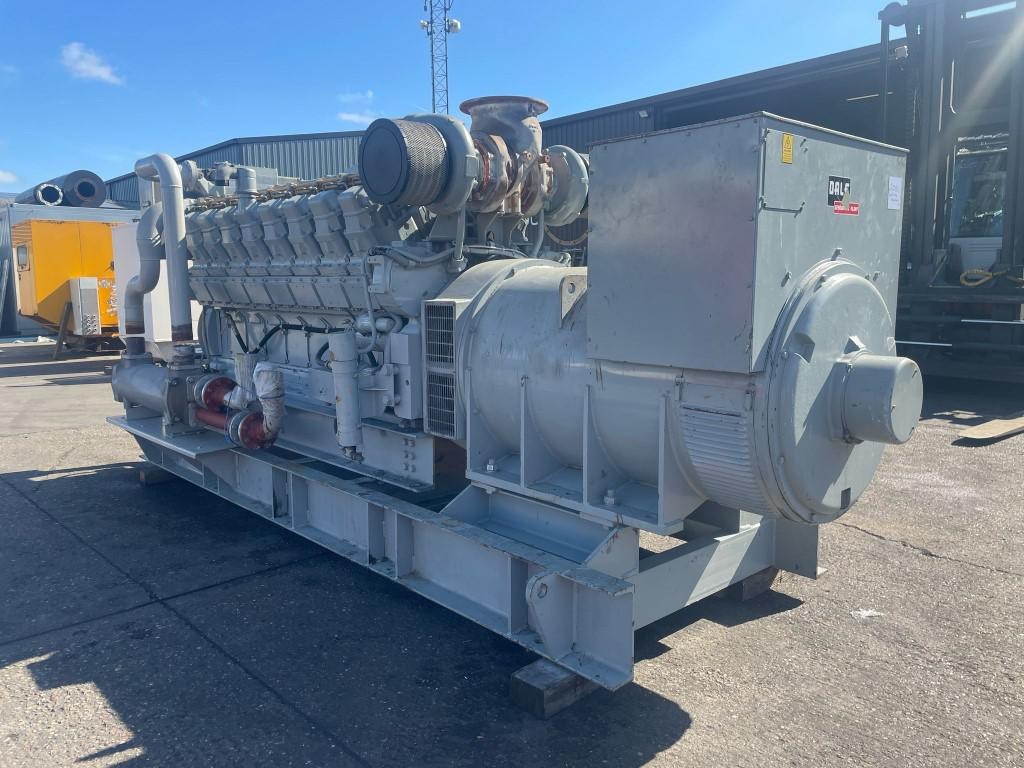 1750kVA Dale CAT Used Generator - Image 8