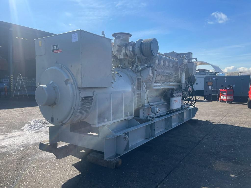 1750kVA Dale CAT Used Generator - Image 6