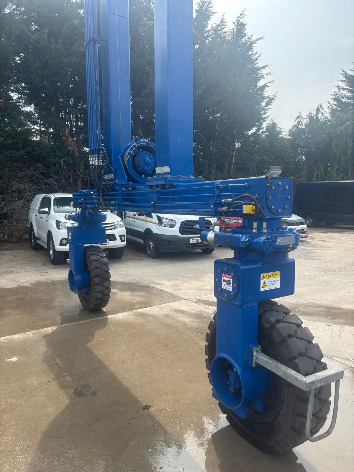 Straddle Carriers - Image 9