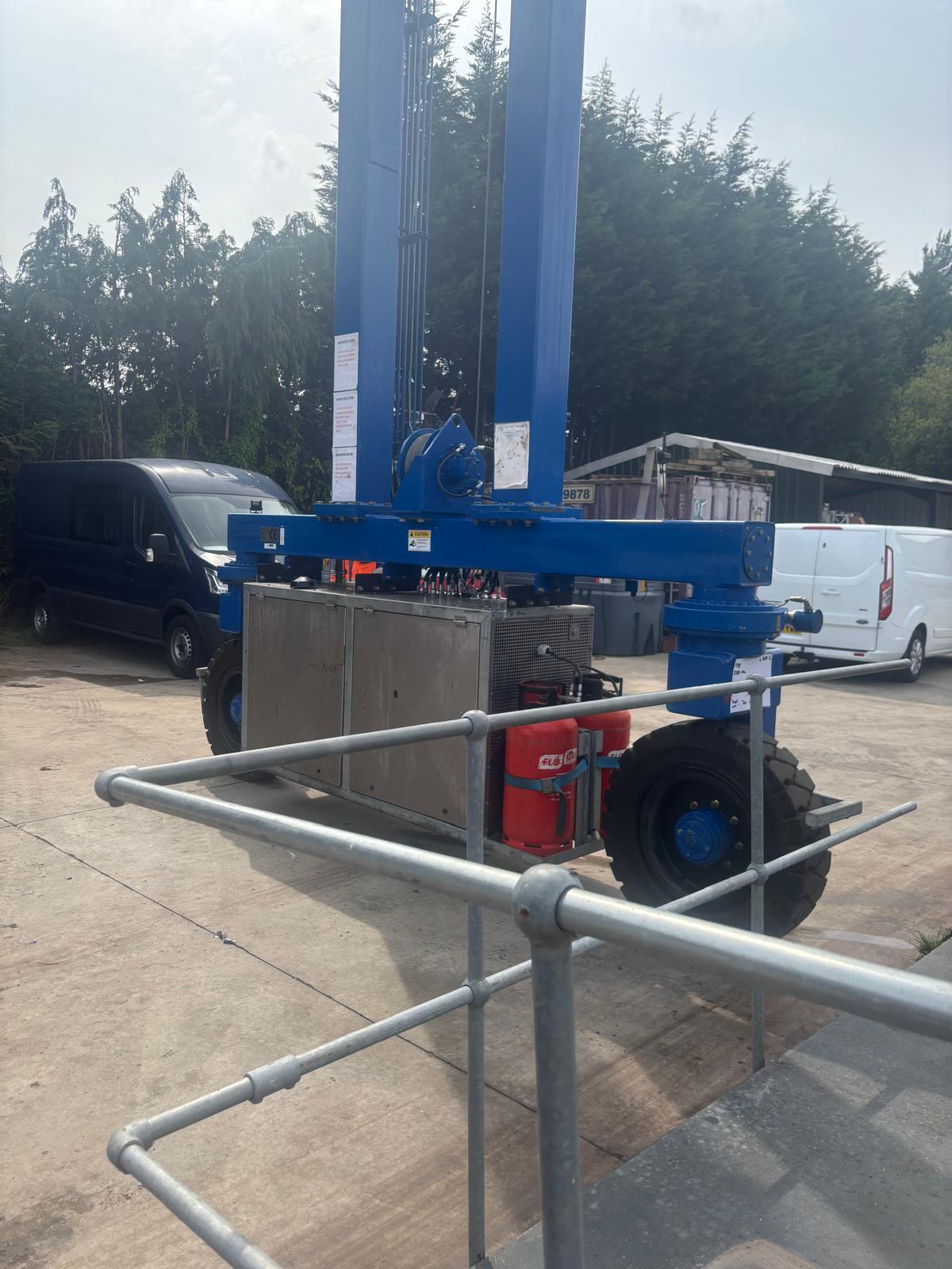 Straddle Carriers - Image 11