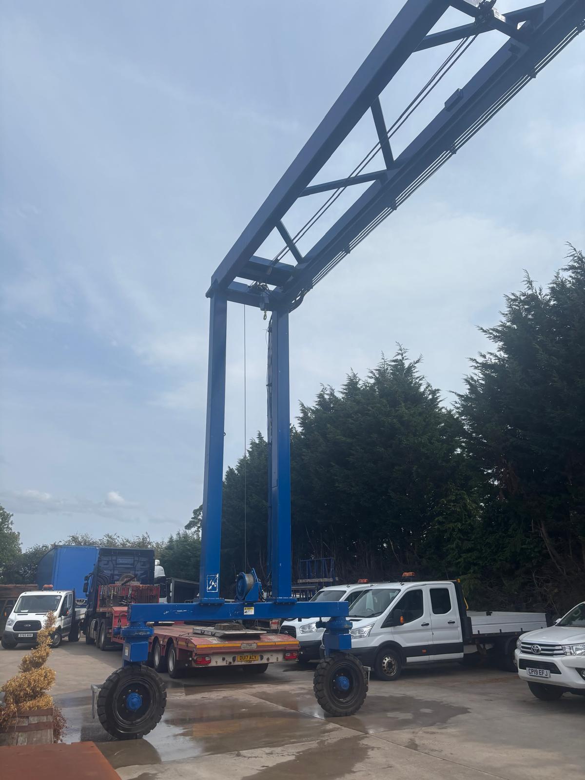 Straddle Carriers - Image 13