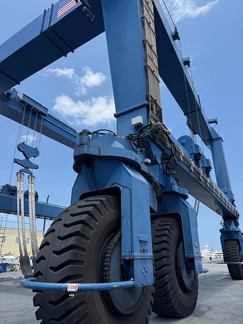 Used Marine Travelift Model 600C - Image 5